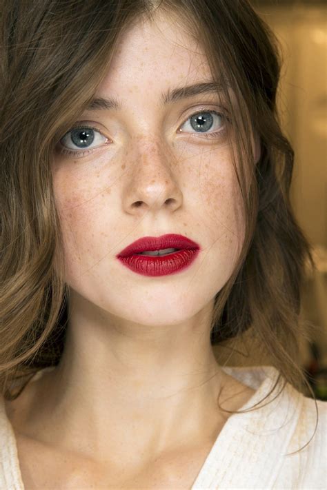 19 Stunning Women Who Prove Freckles Are Gorgeous